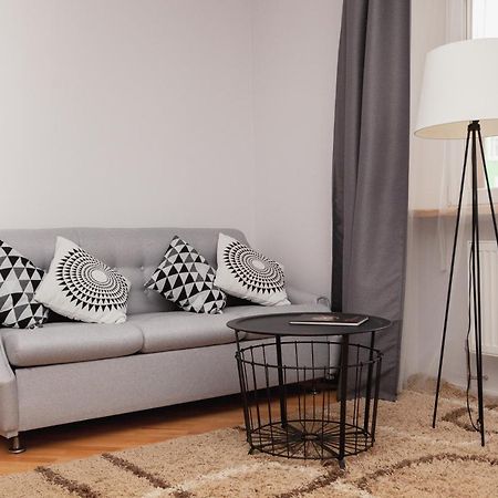Korali Apartment Ivano-Frankivsk Buitenkant foto